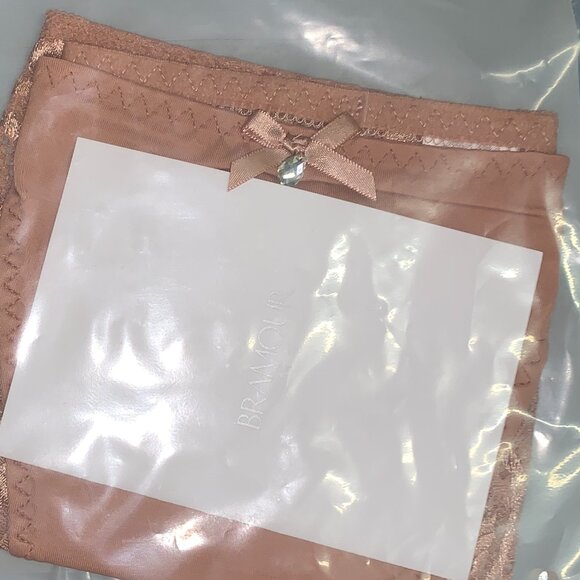 Set of 3! Thongs Large Panties Bramour Tribeca 30-L FITS 29-30" Lacy Briefs Nude - Picture 8 of 16